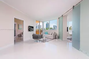 300 South Pointe Dr, Miami Beach, FL 33139 - Photo 1