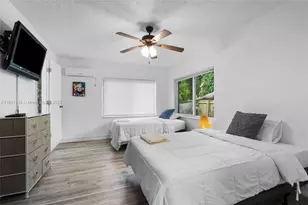 1850 NW 92nd St, Miami, FL 33147 - Photo 15