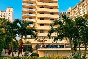 1621 Collins Ave, Miami Beach, FL 33139 - Photo 15