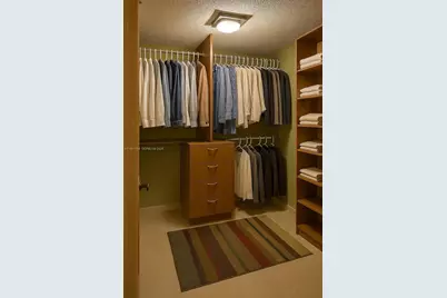 1621 Collins Ave #701, Miami Beach, FL 33139 - Photo 13