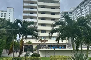 1621 Collins Ave, Miami Beach, FL 33139 - Photo 3