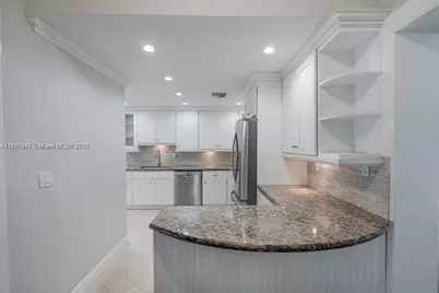 1365 SW 18th St, Miami, FL 33145 - Photo 15