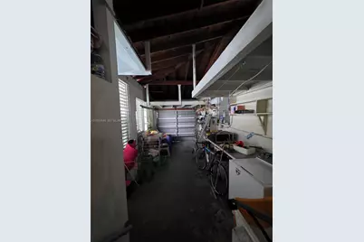 140 SW 48th Ct, Miami, FL 33134 - Photo 11