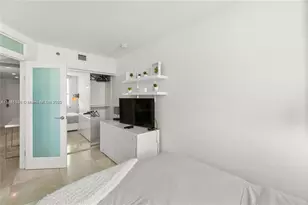 100 Lincoln Rd, Miami Beach, FL 33139 - Photo 13