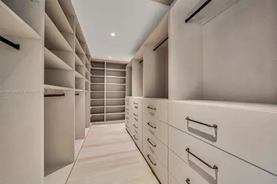 3341 NE 170th St, North Miami Beach, FL 33160 - Photo 25