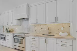 3341 NE 170th St, North Miami Beach, FL 33160 - Photo 7