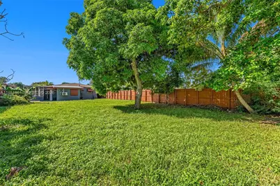 2831 Monroe St, Hollywood, FL 33020 - Photo 25