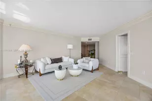 16711 Collins Ave, Sunny Isles Beach, FL 33160 - Photo 7