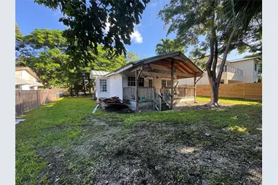 8920 SW 157th St, Palmetto Bay, FL 33157 - Photo 3