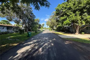 8920 SW 157th St, Palmetto Bay, FL 33157 - Photo 5