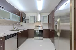 231 Poinciana Dr, Sunny Isles Beach, FL 33160 - Photo 15