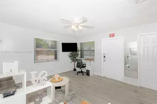201 Columbus Pkwy, Hollywood, FL 33021 - Photo 7