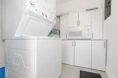 201 Columbus Pkwy #A, Hollywood, FL 33021 - Photo 15