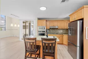 11862 NW 13th St, Pembroke Pines, FL 33026 - Photo 9