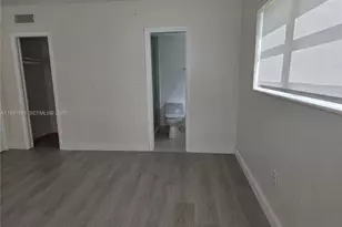 18720 NE 18th Ave, Miami, FL 33179 - Photo 3