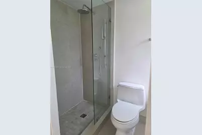 18720 NE 18th Ave #116, Miami, FL 33179 - Photo 5