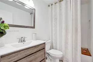 6188 Pine Tree Ln, Tamarac, FL 33319 - Photo 21