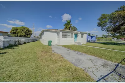 1471 NW 93rd St, Miami, FL 33147 - Photo 1