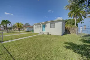 1471 NW 93rd St, Miami, FL 33147 - Photo 3