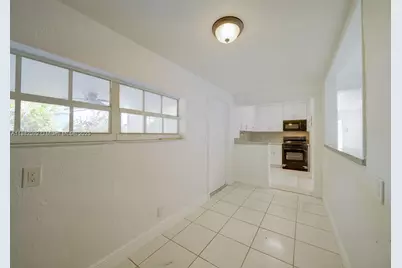 1471 NW 93rd St, Miami, FL 33147 - Photo 25