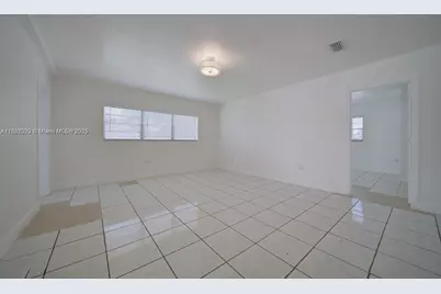1471 NW 93rd St, Miami, FL 33147 - Photo 15