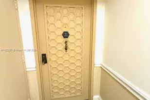 1121 Crandon Blvd, Key Biscayne, FL 33149 - Photo 25