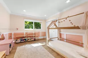 21000 NE 18th Ct, Miami, FL 33179 - Photo 37