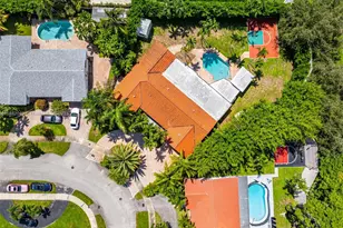 21000 NE 18th Ct, Miami, FL 33179 - Photo 45