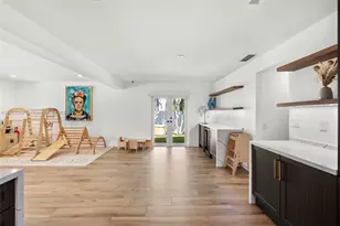 21000 NE 18th Ct, Miami, FL 33179 - Photo 13