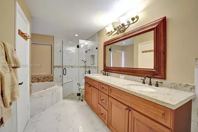 3187 Beechberry Cir, Davie, FL 33328 - Photo 17