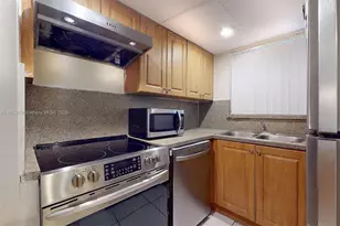 8841 W Flagler St, Miami, FL 33174 - Photo 11