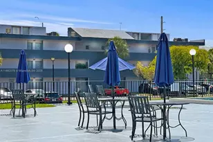 8841 W Flagler St, Miami, FL 33174 - Photo 29