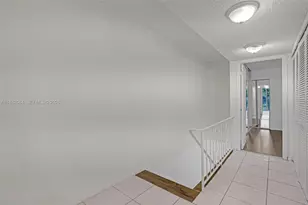 2220 NE 11th St, Hallandale Beach, FL 33009 - Photo 19