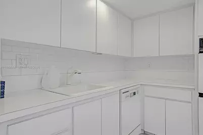 2220 NE 11th St, Hallandale Beach, FL 33009 - Photo 43