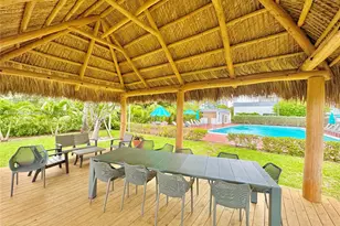 2401 Collins Ave, Miami Beach, FL 33140 - Photo 67