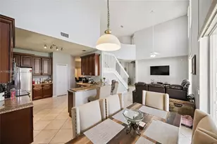 215 Abbotsbury Dr, Kissimmee, FL 34758 - Photo 17