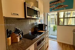 1600 Michigan Ave, Miami Beach, FL 33139 - Photo 11