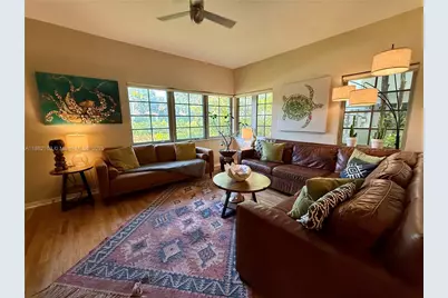 1600 Michigan Ave #1, Miami Beach, FL 33139 - Photo 1