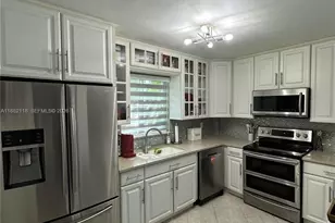 5387 SW 40th Ave, Dania Beach, FL 33314 - Photo 9