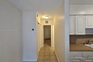 3217 NE 7th Pl, Pompano Beach, FL 33062 - Photo 13