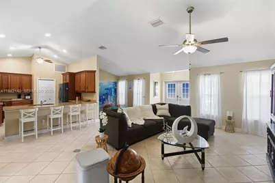 112 SW 34th Ln, Cape Coral, FL 33914 - Photo 7