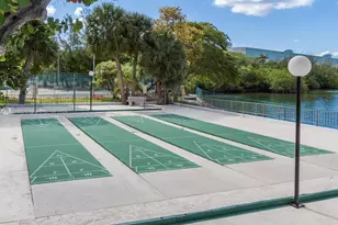 300 Bayview Dr, Sunny Isles Beach, FL 33160 - Photo 23