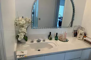 300 Bayview Dr, Sunny Isles Beach, FL 33160 - Photo 15