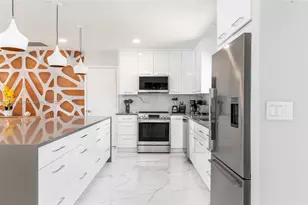 21230 NE 25th Ct, Miami, FL 33180 - Photo 5