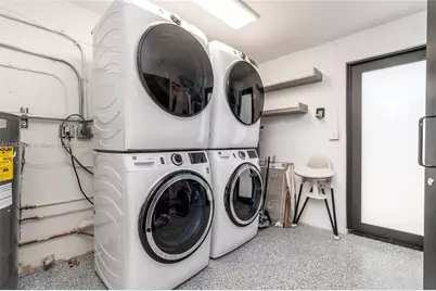 21230 NE 25th Ct, Miami, FL 33180 - Photo 35