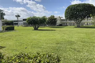 272 Camden L, West Palm Beach, FL 33417 - Photo 5