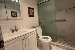 272 Camden L, West Palm Beach, FL 33417 - Photo 9