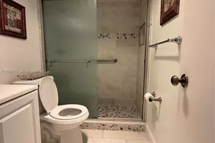 272 Camden L, West Palm Beach, FL 33417 - Photo 17