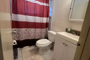 6806 NW 75th Dr, Tamarac, FL 33321 - Photo 5