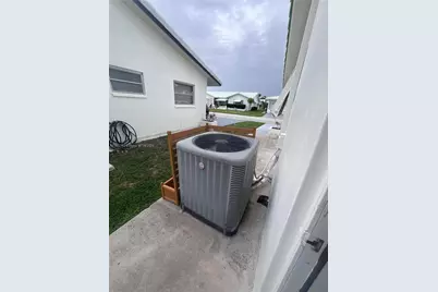 6806 NW 75th Dr, Tamarac, FL 33321 - Photo 17